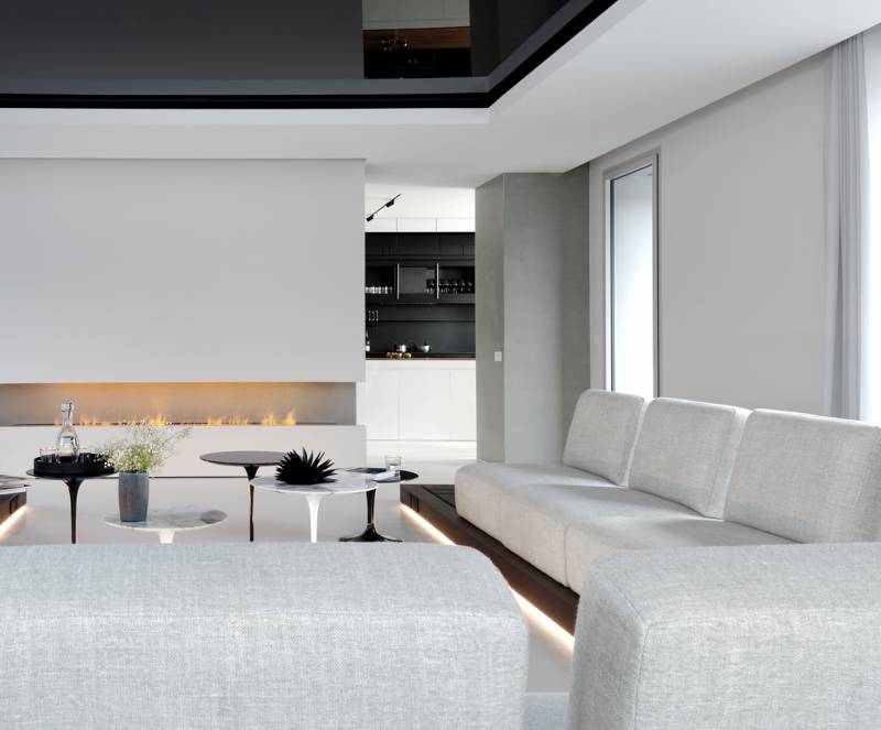 vaste salon dans appartement moderne à Lyon
