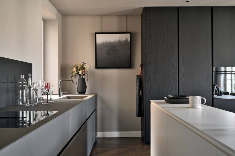 Cuisine Minimale bois, inox et pierre