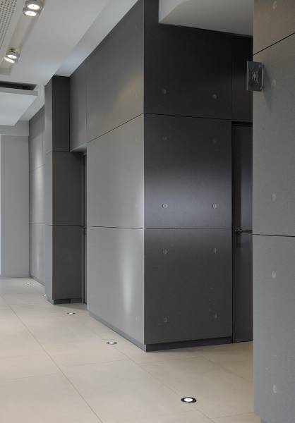 agencement intérieur d'un halle de bureaux à Lyon